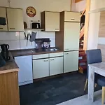 Sonniges Sundchalet בית נופש שטראלסונד