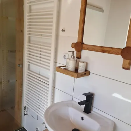 Sonniges Sundchalet שטראלסונד